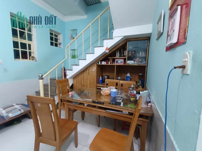 Gần chợ, gần đường chính Trần Cao Vân, gần 70m2, chỉ 2 tỷ hơn