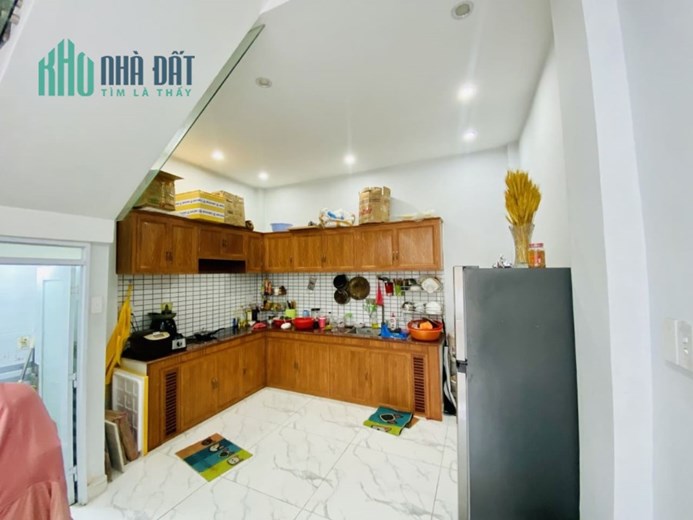 Bán nhà 1 xẹc ô tô Phú Thọ Hòa Tân Phú 4x17 3 tầng chỉ 4.05 tỷ còn thương lượng.