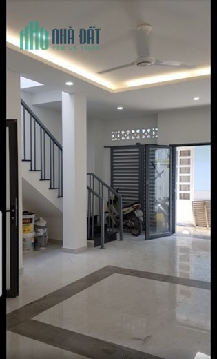 NHÀ ĐẸP MỚI XÂY  CHU VĂN AN HXH 6X9 MỚI XÂY GIÁ  4TY400, 1TRET 1LAU