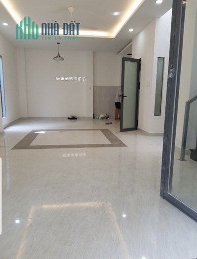 NHÀ ĐẸP MỚI XÂY  CHU VĂN AN HXH 6X9 MỚI XÂY GIÁ  4TY400, 1TRET 1LAU