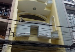 Cho thuê nhà HXT thông Thoại Ngọc Hầu quận Tân Phú 60m2 -3T BTCT 14tr TL