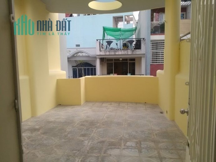Cho thuê nhà HXT thông Thoại Ngọc Hầu quận Tân Phú 60m2 -3T BTCT 14tr TL