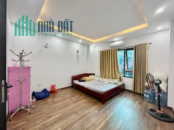 BÁN GẤP NHÀ ĐẸP XUÂN THỦY CẦU GIẤY, DÂN XÂY, SÁT TTTM, 35M2 GIÁ NHỈNH 3TỶ