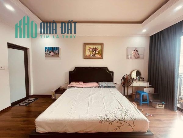 BÁN NHÀ XUÂN THỦY CẦU GIẤY, ĐỐI DIỆN ĐH SƯ PHẠM, GẦN ÔTÔ TRÁNH, GIÁ 5TỶ500