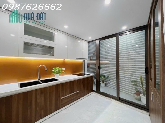 THÁI THỊNH 51M 5 NGỦ  NHÀ ĐẸP GIÁ CHỈ 5 TỶ 750TR