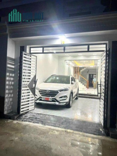 Nhà xây mới độc lập Ô tô vào nhà 72,9m x 4 tầng Đường Đà Nẵng Ngô Quyền Hải Phòng.