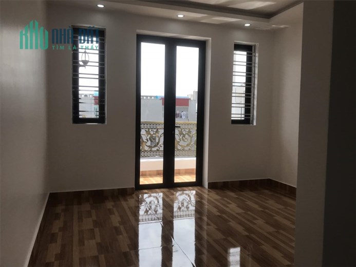 Nhà xây mới độc lập Ô tô vào nhà 72,9m x 4 tầng Đường Đà Nẵng Ngô Quyền Hải Phòng.