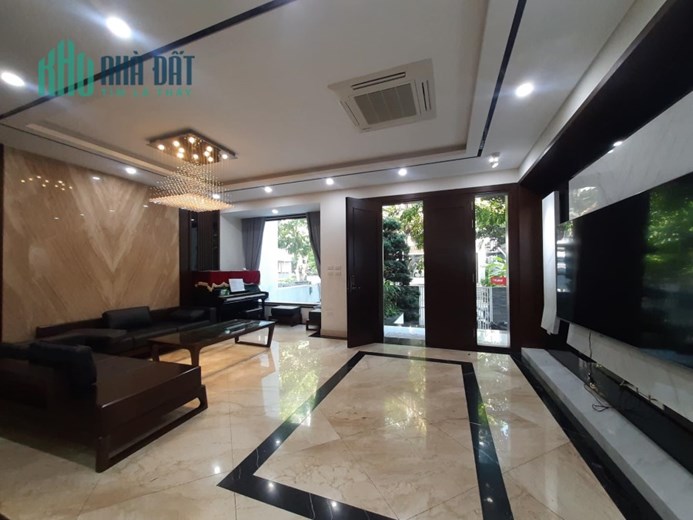 Chính Chủ Bán Nhà Mặt Phố Hồ Tùng Mậu Siêu Hiếm. Dòng Tiền Gần 2 Tỷ 1 Năm.