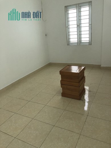 Cho thuê nhà 3 tầng gần chợ Lũng Hoa giá  5 tr tháng