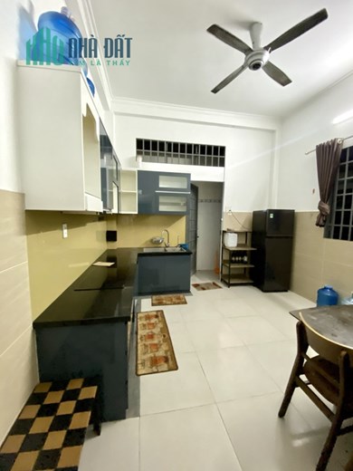 CHO THUÊ nhà nguyên căn 2 mặt tiền xe hơi vào tận nhà Nguyễn Phúc Chu Tân Bình – Giá thuê 18
