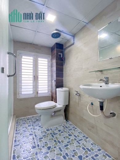 CHO THUÊ nhà 3 tầng Hòa Hảo Quận 10 – Giá thuê 12 triệu/tháng 3PN 3WC vị trí trung tâm thuận tiện