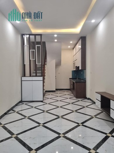 BÁN NHÀ MỚI LA THÀNH-BA ĐÌNH. DT 34M2-5T-MT 4,5M.NGÕ THÔNG-NHÀ THOÁNG- ĐẸP.GIÁ 4,5 TỲ
