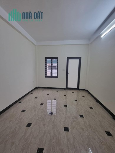 BÁN NHÀ MỚI LA THÀNH-BA ĐÌNH. DT 34M2-5T-MT 4,5M.NGÕ THÔNG-NHÀ THOÁNG- ĐẸP.GIÁ 4,5 TỲ