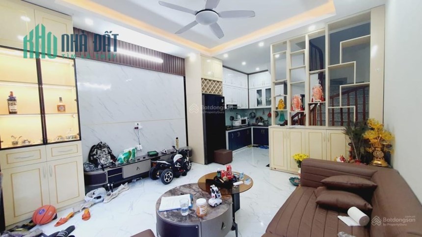 Bán nhà Mỹ Đình - Lê Đức Thọ - ô tô đỗ cửa - 45m2, 4T- nhà đẹp dân xây - Nhỉnh 5 tỷ có lùi