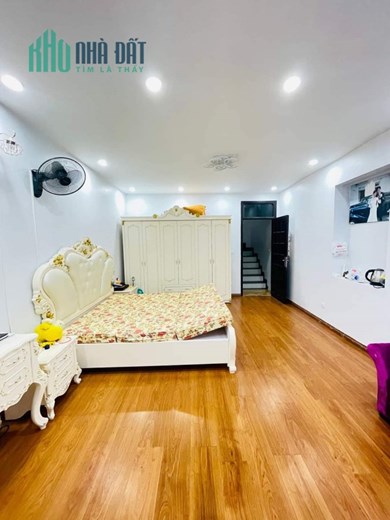 Bán nhà Mỹ Đình - Lê Đức Thọ - ô tô đỗ cửa - 45m2, 4T- nhà đẹp dân xây - Nhỉnh 5 tỷ có lùi
