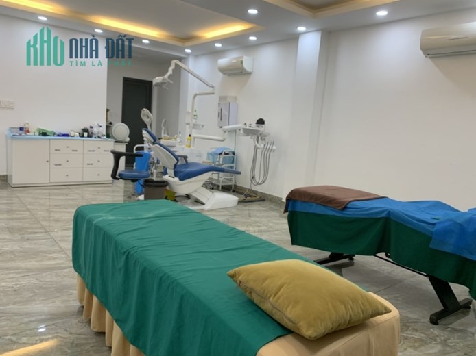 SANG LẠI MẶT BẰNG THẨM MỸ 2 LẦU 4+ 5 CÓ THANG MÁY QUẬN 10 HCM