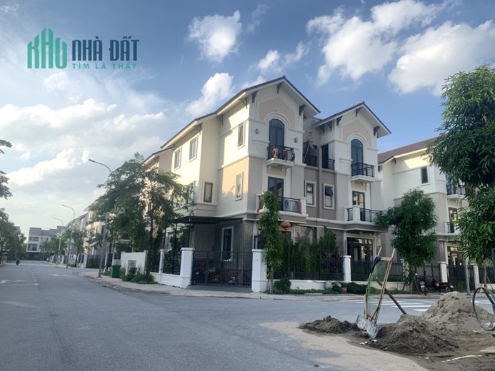 Bán nhanh căn biệt thự song lập tại khu đô thị Centa - vsip giá hấp dẫn