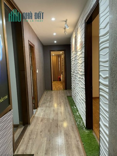 BÁN TÒA VĂN PHÒNG VƯƠNG THỪA VŨ 108M2, LH 0965990898