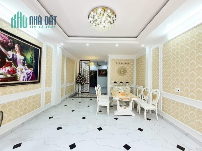 BÁN NHÀ LIỀN KỀ KĐT VĂN QUÁN, PHÂN LÔ Ô TÔ TRÁNH 98M2 GIÁ CHỈ 13.5 TỶ