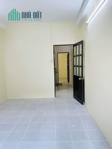 Nhà Quận 3, Cao Thắng, 3 tầng, 33m2, gần trường TH Nguyễn Sơn Hà, nhỉnh 5 tỷ