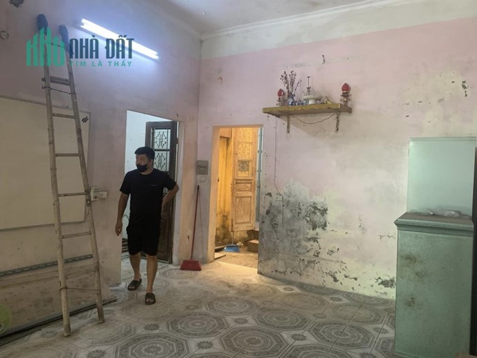 Cho thuê nhà mặt phố Yên Lạc ,DT 152m2 x 1 tầng ,MT 7m , giá 30tr