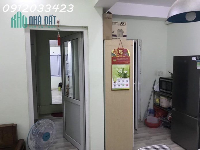 Chính chủ cần Bán căn hộ tập thể tầng 4 Văn Nghệ Sỹ, Phường Kim Mã, Quận Ba Đình.