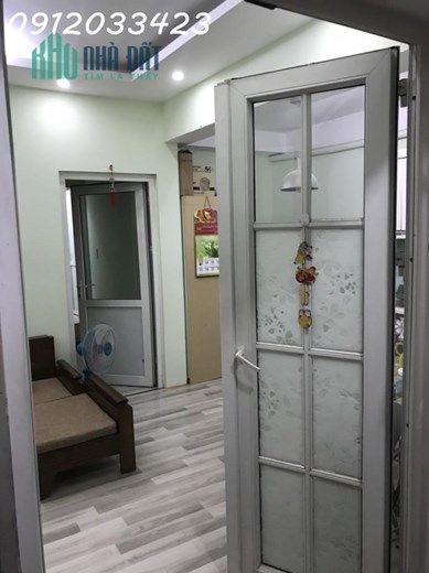 Chính chủ cần Bán căn hộ tập thể tầng 4 Văn Nghệ Sỹ, Phường Kim Mã, Quận Ba Đình.
