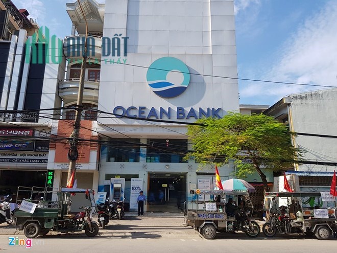 Cho thuê nhà lô góc 3 mặt thoáng Quán Thánh, Ba Đình làm ngân hàng, showroom, nhà hàng