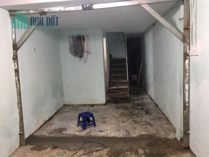 Cho thuê nhà mặt phố Tam Trinh ,DT 54x 2,5 tầng , giá 10tr