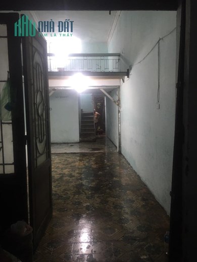 Cho thuê nhà mặt phố Tam Trinh ,DT 54x 2,5 tầng , giá 10tr