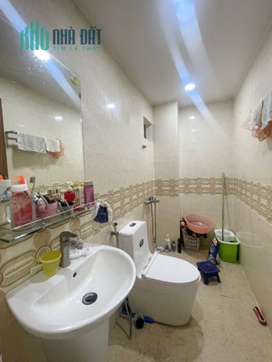 Nhà bán HXH đường Thành Thái P14.Q10. Trệt,lầu. Giá 11,8 tỷ