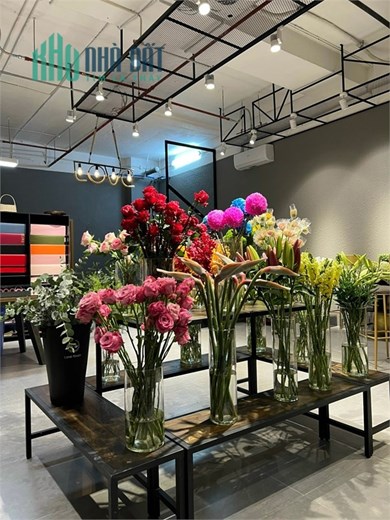 Cần cho thuê SHOPHOUSE khối đế SARIMI