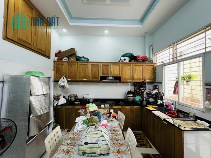 NHỈNH 6 TỶ - NHÀ 5 TẦNG ĐÚC BTCT - CHÍNH CHỦ BÁN GẤP - GIÁ CỰC TỐT