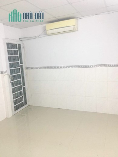 Nhà thuê  2 Tầng hẻm 290A Dương Bá Trạc P1Q8 -  6 Triệu / Tháng