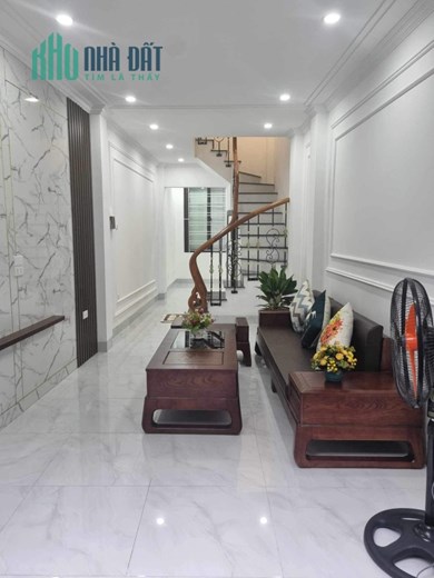 Nhỉnh 3 tỏi, nhà 4 tầng x 30m2, Bồ Đề ngay cầu Chương Dương