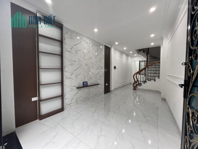 Nhỉnh 3 tỏi, nhà 4 tầng x 30m2, Bồ Đề ngay cầu Chương Dương