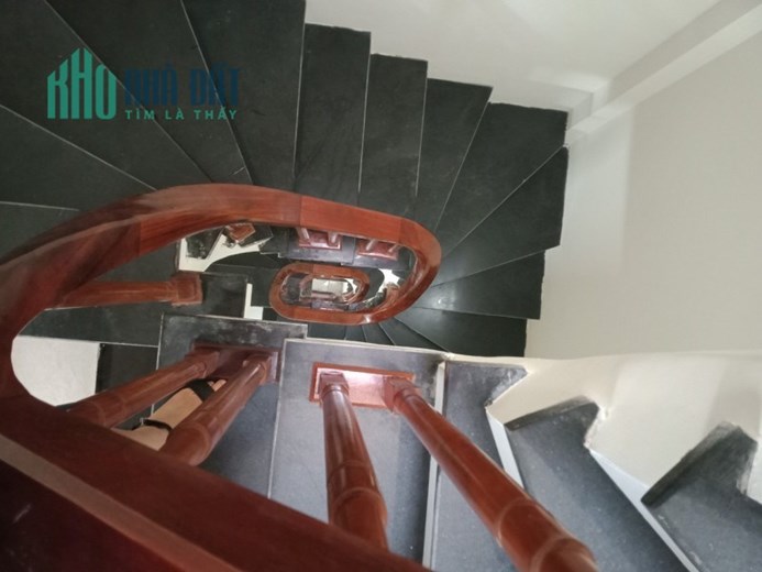 Bán nhà Kim Hoa 41m2 4 tầng, 3 gác qua nhà, 2 thoáng, 4.6 tỷ
