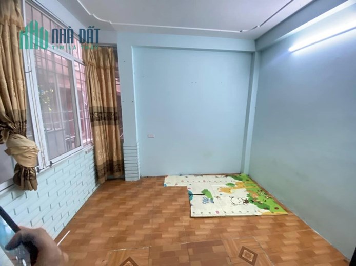 TT THANH XUÂN 20m x 4 tầng, ''đít 1 tỏi''