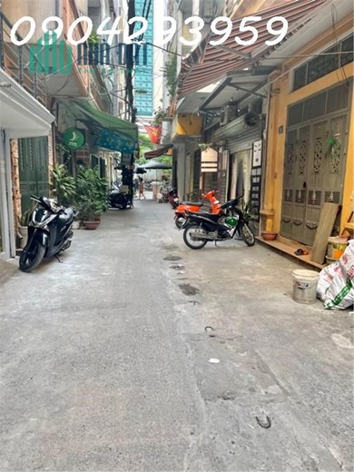 Bán nhà Quan Nhân 4 tầng 33m² sát Ô TÔ,  ở luôn, giá 4.45tỷ