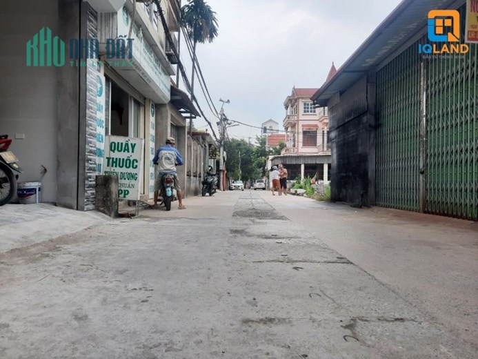 Em cần bán lô đất TRỤC CHÍNH KINH DOANH OTO TRÁNH tại tổ 4 tt Quang Minh Mê Linh LH 0963379893