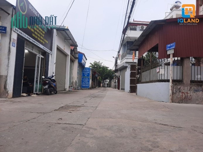 Em cần bán lô đất TRỤC CHÍNH KINH DOANH OTO TRÁNH tại tổ 4 tt Quang Minh Mê Linh LH 0963379893