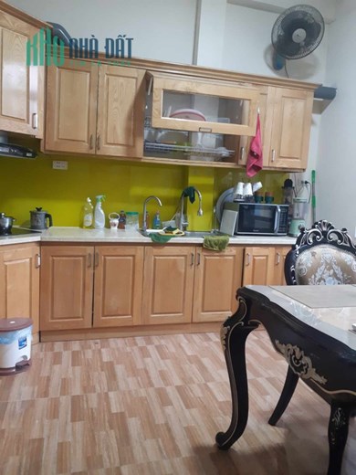 Cho thuê nhà nguyên căn, HGĐ, Hoàng Quốc Việt 35m2, 5T, 4N, 15tr, đủ đồ.