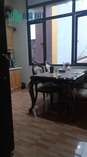 Cho thuê nhà nguyên căn, HGĐ, Hoàng Quốc Việt 35m2, 5T, 4N, 15tr, đủ đồ.