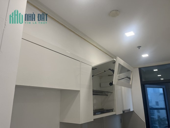 Chính chủ bán hoặc cho thuê căn hộ 2 PN toà Aqua 3 - Vinhome Bason Q1, TP HCM