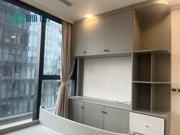 Chính chủ bán hoặc cho thuê căn hộ 2 PN toà Aqua 3 - Vinhome Bason Q1, TP HCM