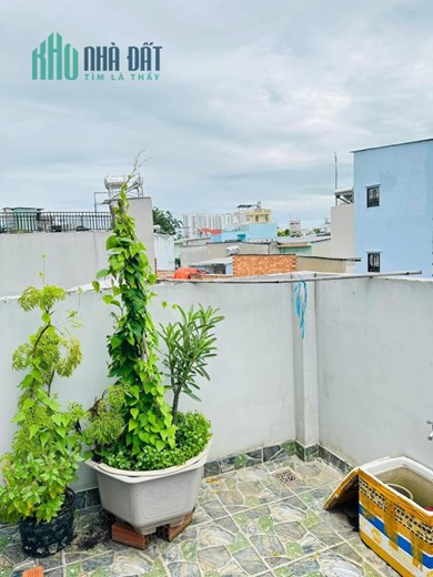 BÁN NHÀ ĐƯỜNG LÂM VĂN BỀN, 4 TẦNG, 4X20, HXH THÔNG THOÁNG, NHỈN 7 TỶ.