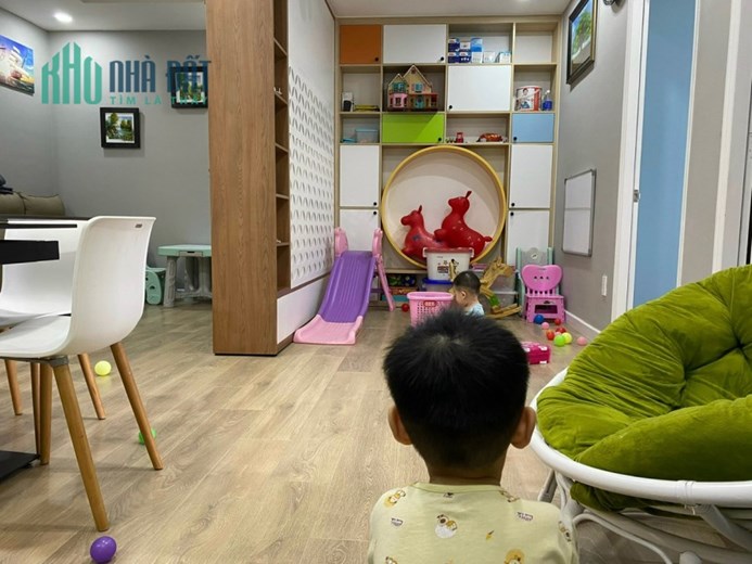 Chính chủ cần sang nhượng căn hộ tầng 9 chung cư bưu điện ngay Quận 10