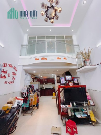 NHÀ TÔN ĐẢN, Q.4, HẼM TRƯỚC NHÀ 3M, DT: 4.3x12.5, 3 TẦNG, NHỈNH 4 TỶ.
