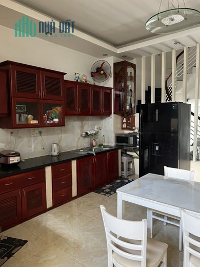 Bán nhà đường Cao Thị Chính, Phường Phú Thuận, Q7 nhà mặt tiền đường lớn 24m