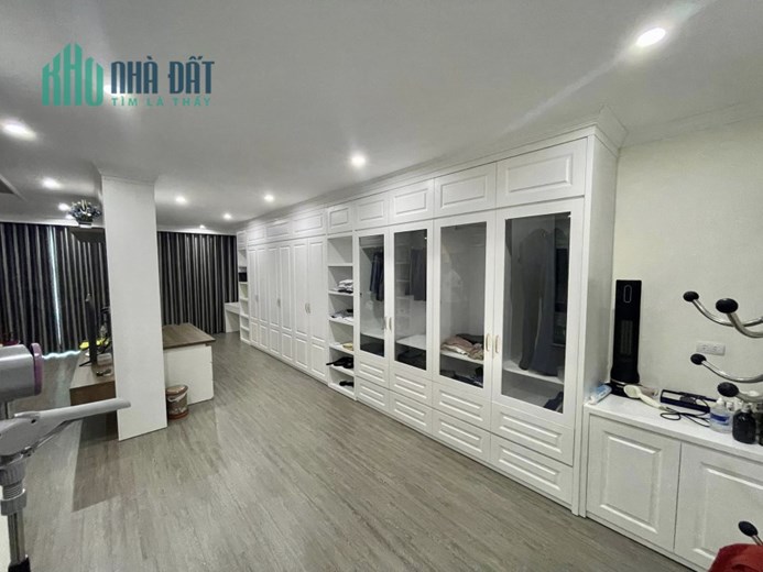 SIÊU PHẨM CẦU GIẤY - 9 TẦNG THANG MÁY - SỔ PHÂN LÔ - Ô TÔ TRÁNH - 100M2 35 TỶ